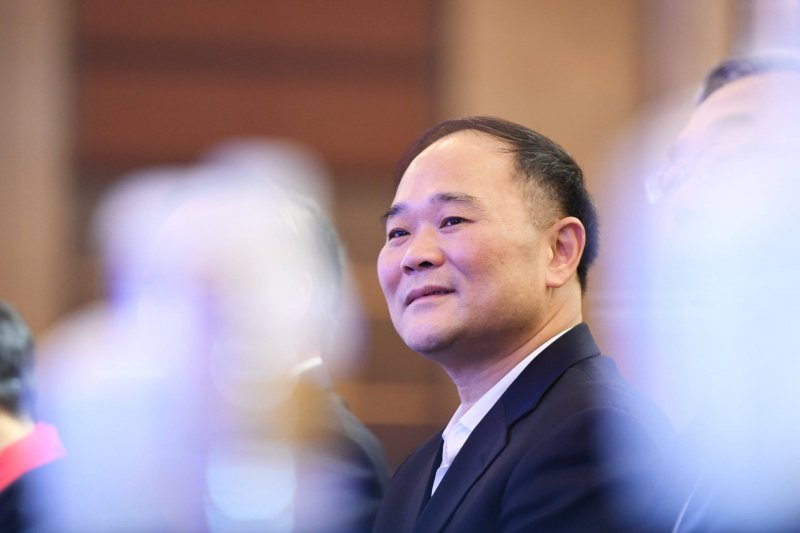 住滁省政协委员在省政协全会上作大会发言_